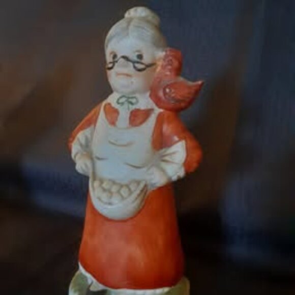 Trippies Inc. 1987 Grandma and Grandpa Collectible Figurines - Picture 5 of 6